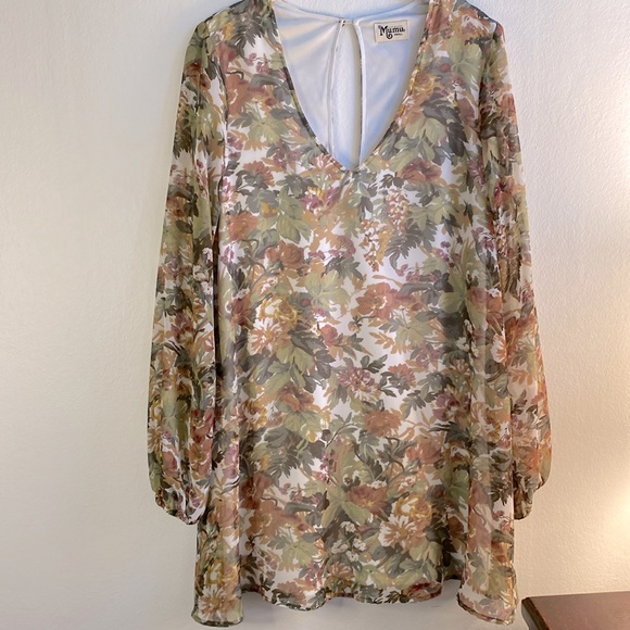 Show Me Your Mumu Donnie Dress in Prarie Meadows print Size Small - Picture 3 of 8